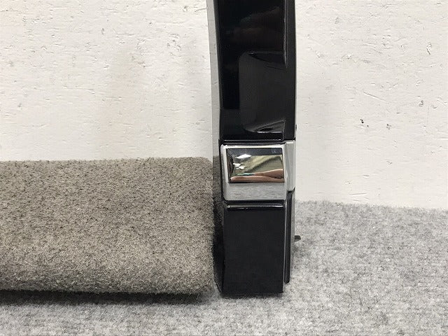 グランエース/GRANACE GDH303W 純正 右 クォーターパネル プロテクター/マットガード 76907-26050/60/76917-26040 ブラック 202 トヨタ(128667)