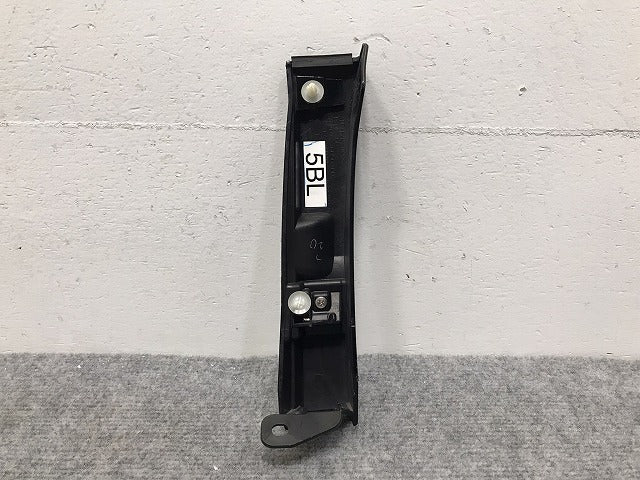グランエース/GRANACE GDH303W 純正 右 クォーターパネル プロテクター/マットガード 76907-26050/60/76917-26040 ブラック 202 トヨタ(128667)