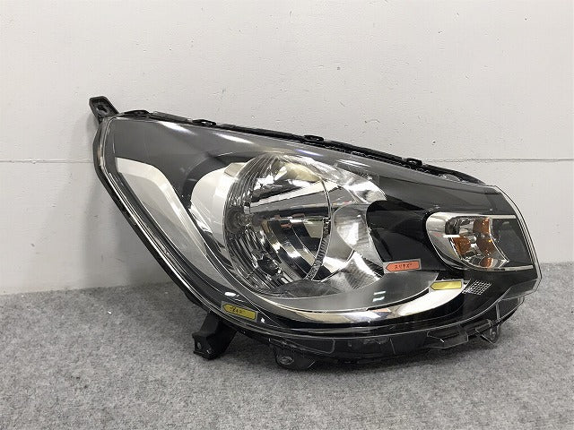eKワゴン B11W 純正 右 ヘッドライト/ランプ ハロゲン レベライザー STANLEY W1046 三菱(128694)