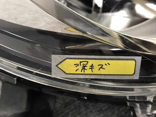 eKワゴン B11W 純正 右 ヘッドライト/ランプ ハロゲン レベライザー STANLEY W1046 三菱(128694)