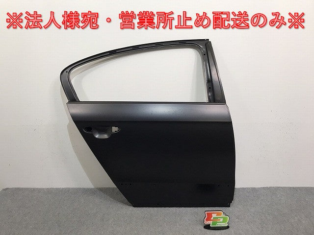 新品!パサート 3C/2006-2011 純正 右 リア ドア 3AE 833 312 3C5833056H 未塗装 フォルクスワーゲン(128798)