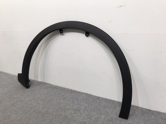 新車取り外し!クラウン/クロスオーバー TZSH35/AZSH35 純正 右フロント フェンダーアーチモール/オーバーフェンダー 75601-30130 素地 トヨタ(128842)