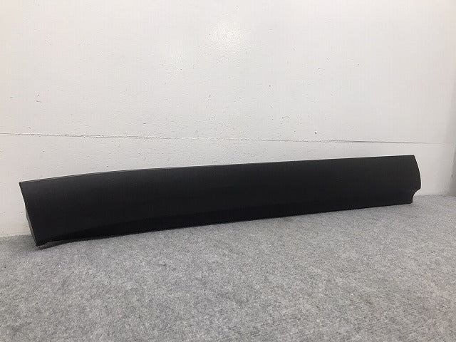 新車取り外し!クラウン/クロスオーバー TZSH35/AZSH35 純正 左フロントドア サイドパネル/アンダーパネル 75074-30020 素地 トヨタ(128845)