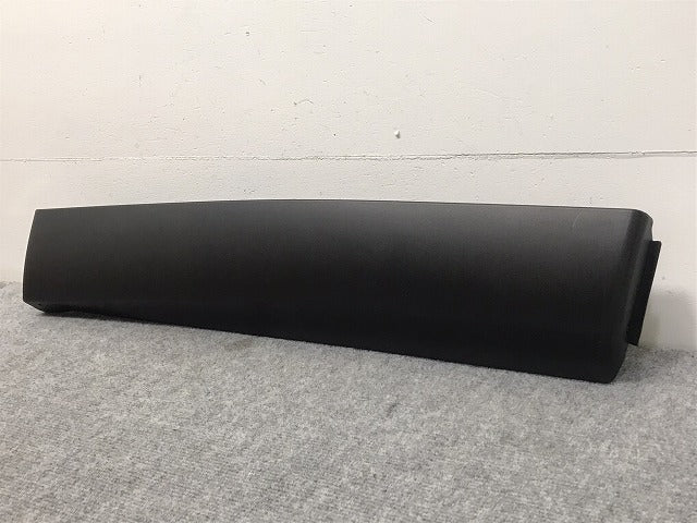 新車取り外し!クラウン/クロスオーバー TZSH35/AZSH35 純正 右リアドア サイドパネル/アンダーパネル 75077-30030 素地 トヨタ(128847)