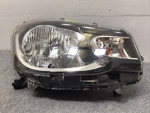 eKワゴン B11W 純正 右 ヘッドライト/ランプ ハロゲン レベライザー STANLEY W1046 三菱(128869)
