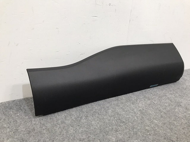 新車取り外し!カローラ/クロス ZSG10/ZVG11/ZVG15 純正 右 リアドア サイドパネル/マッドガード 75741-16570/75077-16010 素地 トヨタ(128972)