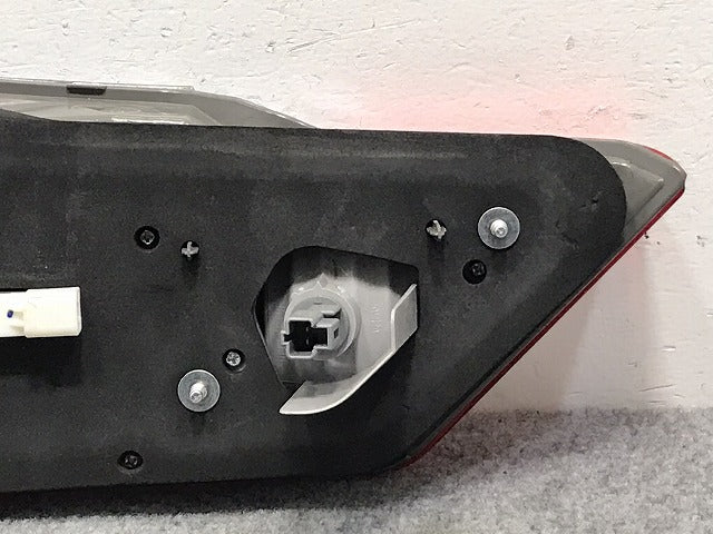 H26 クオン コイト 左右セット テールランプ 動作確認済み 128993_8.jpg?v=1768985338&