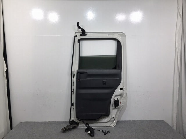 ウェイク/WAKE/ピクシスメガ LA700S/LA700S/LA700A/LA710A 純正 右 スライドドア ガラス/内張り付 ホワイト メタリック ダイハツ(129133)