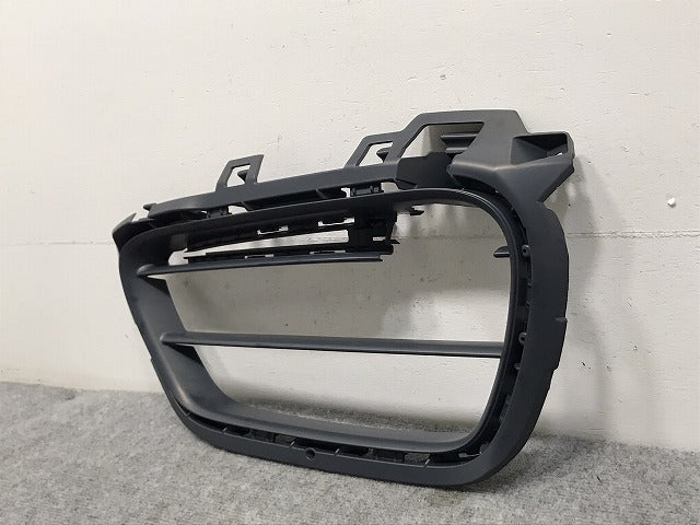 新品!981 ケイマン/ボクスター 2012-2015 純正 左 フロント フォグカバー/デイライトカバー 981505563 98150556302G2X ポルシェ(129223)