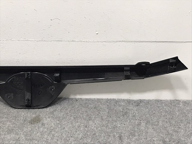 ライズ A200A/A210A 純正 フロント グリル ガーニッシュ/ラジエーターグリル ガーニッシュ 53121-B1120/5312-1M-120 トヨタ(129242)