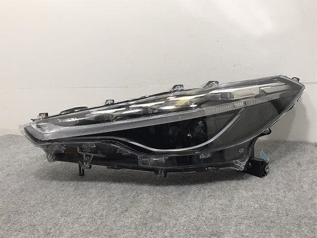 カローラ/クロス ZSG10/ZVG11/ZVG15 純正 左 ヘッドライト/ランプ LED
