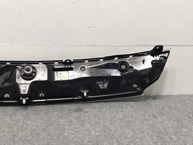 スペーシアカスタム MK32S/MK42S 純正 フロント グリル/ラジエーターグリル イルミカラー:ホワイト 72110-81M50 スズキ(129293)