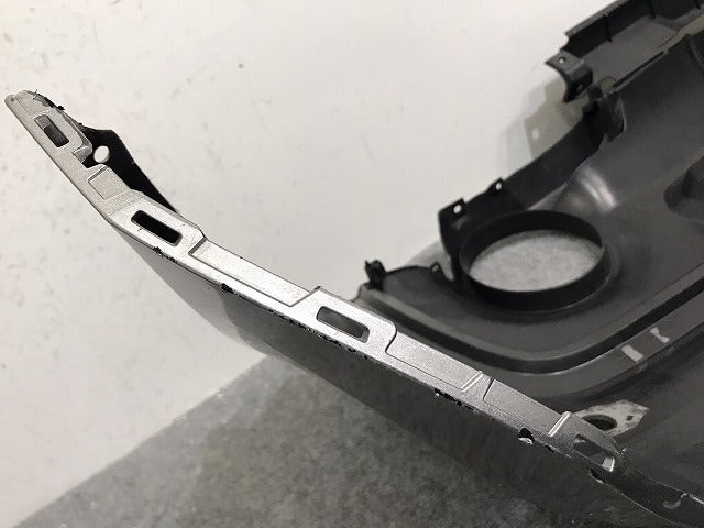 スイフト スポーツ ZC33S 純正 リア バンパー 71811-68R プレミアムシルバーメタリック ZNC スズキ(129328)
