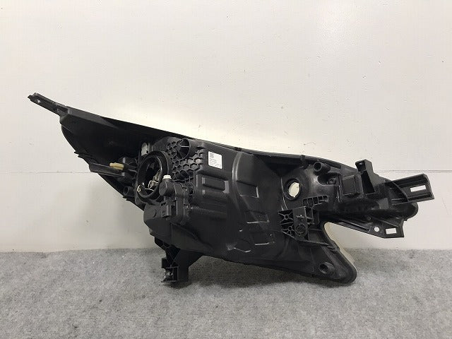 ノート/NOTE E12/HE12/NE12/SNE12 純正 前期 左 ヘッドライト/ランプ ハロゲン ICHIKOH 1868/26060 3VA5A 日産(129432)