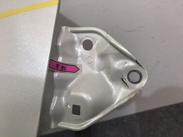 ムーヴ/ステラ LA100S/LA110S/LA100F/LA110F 純正 右 フロント フェンダー パールホワイトⅢ W24 ダイハツ/スバル(129602)