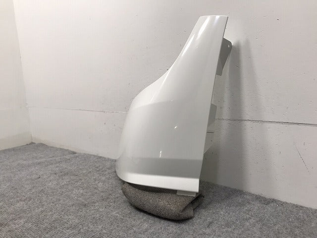 新車外し!キャンター 9代目 FDA・B/FEC・D/FGA・B 2020年- 標準 純正 左 フロント フェンダー コーナーパネル ML310744 三菱ふそう(129609)