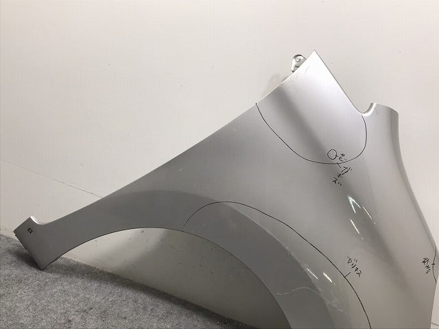 ソリオ/デリカD:2 MA15S/MB15S 純正 右フロントフェンダー シルキーシルバーメタリック Z2S スズキ/三菱(129708)