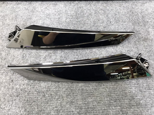 新車外し!ノア/SG/SZ 90系/ZWR/90W/95W MZRA/90W/95W 純正 フロント グリル/ラジエーターグリル 53112-V1020/53101-V1020 メッキ(129765)