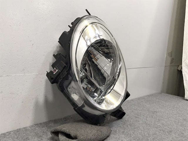キャスト/ピクシスジョイ LA250S/LA260S/LA250A/LA260A 純正 右 ヘッドライト/ランプ ハロゲン レベライザー KOITO 100-69021(129768)