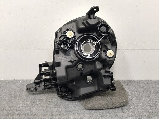キャスト/ピクシスジョイ LA250S/LA260S/LA250A/LA260A 純正 右 ヘッドライト/ランプ ハロゲン レベライザー KOITO 100-69021(129768)