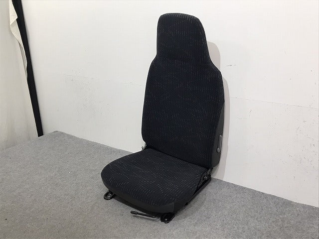 新車取り外し!ダイナ/トヨエース/デュトロ/カムロード 平成23年7月~ 標準車 1.5t 純正 運転席シート/ドライバーシート トヨタ(129808)