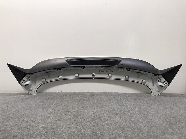 新車外し!ZR-V/ZRV RZ3/RZ4/RZ5/RZ6 純正 リア スポイラー ルーフスポイラー/ウィング 74900-3V0 プラチナホワイトパール NH883P(129809)