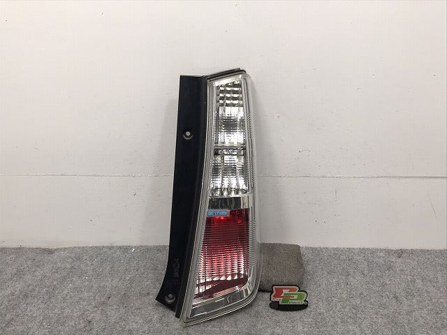 ワゴンR スティングレー/AZワゴン カスタム MH23S/MJ23S 純正 右 テールランプ/ライト/レンズ ハロゲン TOKAIDENSO 35603-70K1(129813)