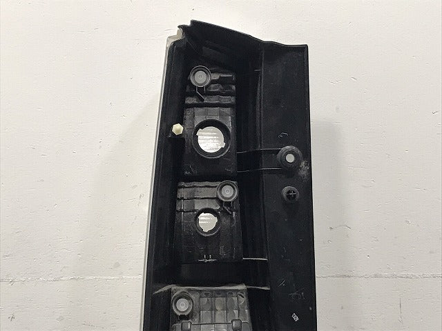 ワゴンR スティングレー/AZワゴン カスタム MH23S/MJ23S 純正 右 テールランプ/ライト/レンズ ハロゲン TOKAIDENSO 35603-70K1(129813)