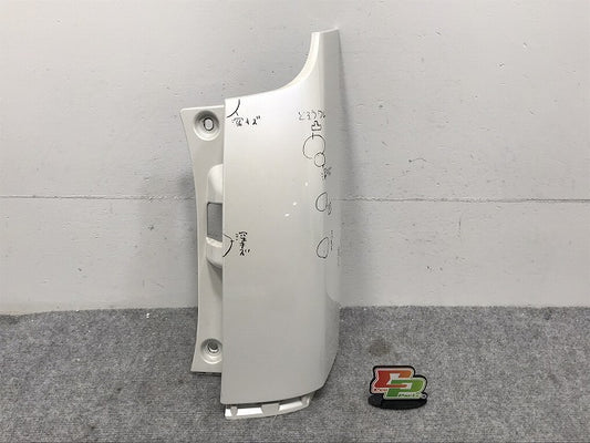 ヴォクシー/ノア/エスクァイア 80系/ZRR 80W/85W/80G/85G ZWR 80W/80G 純正 右 リア コーナーバンパー/アッパーカバー 52165-28010 070(129847)