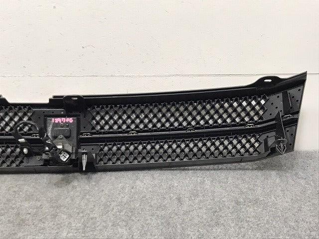 ヴォクシー VOXY/60 系/AZR60G/AZR65G 純正 後期 フロント グリル/ラジエーターグリル カメラ付 53101-28230/50 トヨタ(129940)