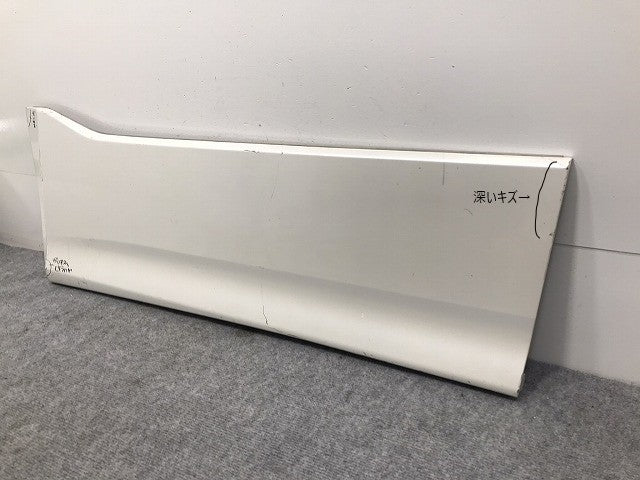 ヴォクシー/ノア/Si/ZS 80/ZRR80W/ZRR85W/ZWR80W 純正 左フロントドア サイドパネル 76904-28140/76914-28120 ホワイトパール 070(129979)