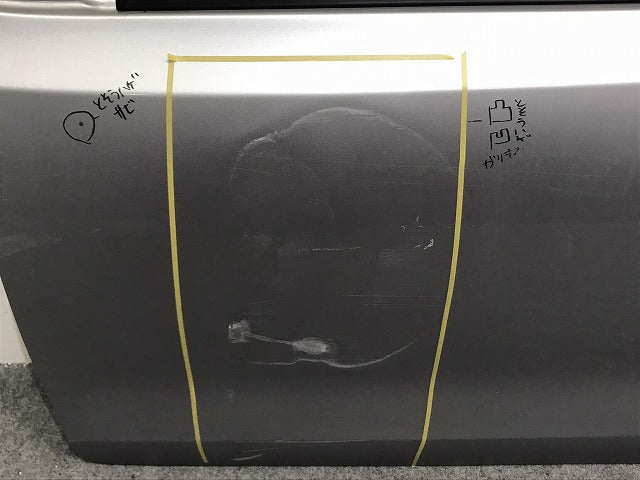 パッソ/ブーン KGC30/KGC35/NGC30/M600S/M610S 純正 左 フロント ドア バイザー付 ブライトシルバーメタリック S28 トヨタ/ダイハツ(129986)