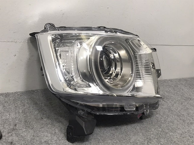 N-BOX/NBOX Nボックス JF3/JF4 純正 右 ヘッドライト/ランプ LED レベライザー 刻印N1 STANLEY W3105 ホンダ(130020)