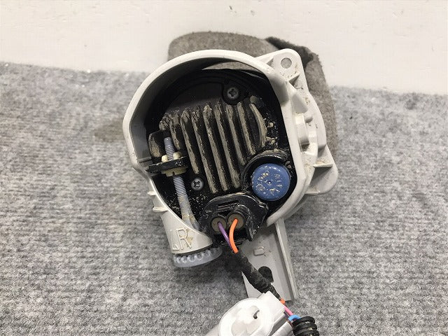 ダイハツ/トヨタ/ホンダ/スバル/スズキ 汎用 LA150S/M900A/ZN6/JF1/ZC6/MK53S MR52S 等 純正 右 フォグランプ LED KOITO 114-11092(130062)