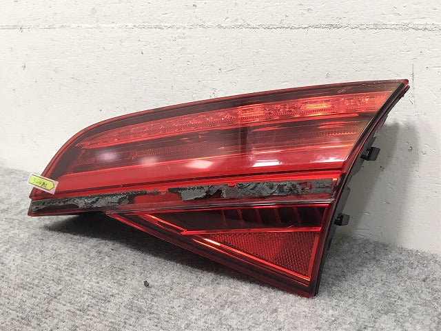 A8(D4) クワトロ 4H系/2014-2018 純正 後期 右 テールランプ/フィニッシャーランプ LED 4H0.945.094.K アウディ/Audi(130123)