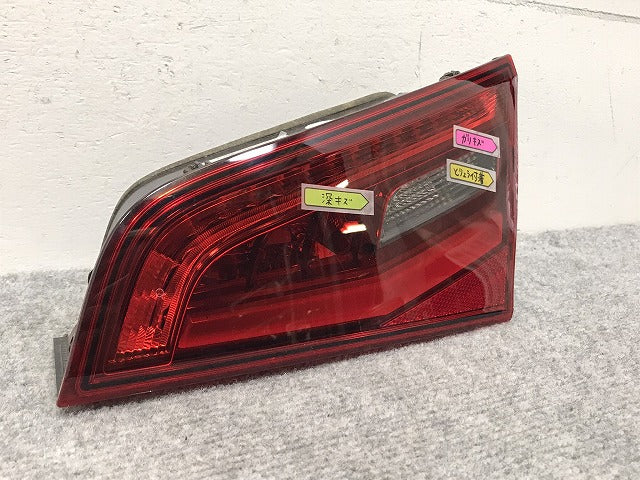 S3 スポーツバック 8V/2013-2016 純正 前期 右テールランプ/フィニッシャーランプ/内側 LED AL 8V4 945 094 A/8V4945094A アウディ(130160)