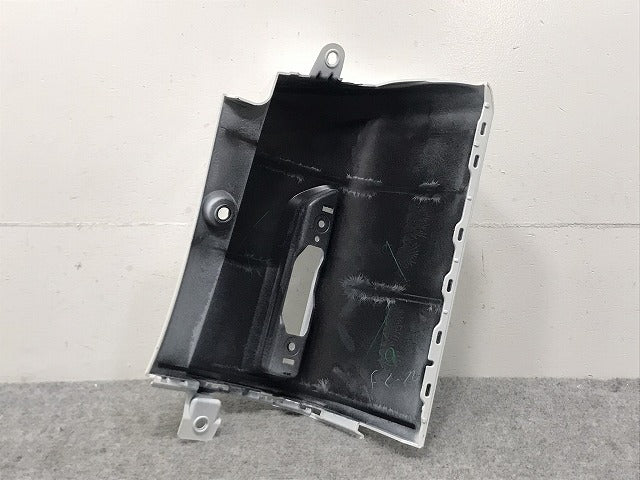 セレナ ハイウェイスター/ルキシオン/X/XV/C28/NC28/FC28/FNC28/GC28/GFC28 純正 左リア コーナーカバー/アッパー 85231 7DF0H QBE(130248)