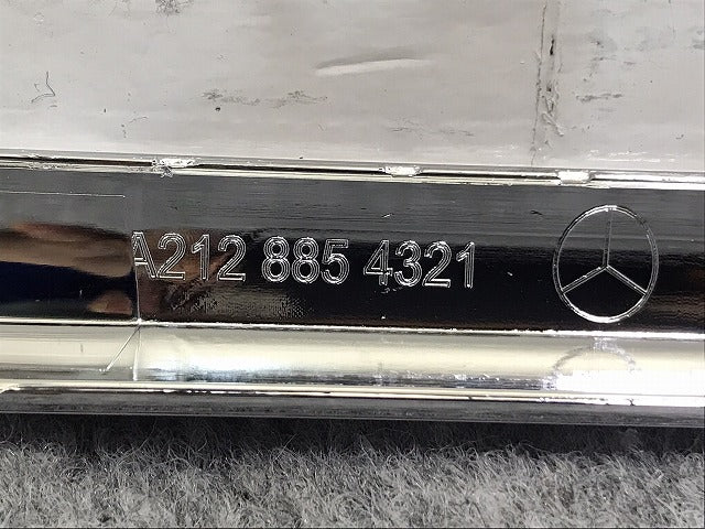 新品!Eクラス W212 2009-2015 純正 リア バンパーメッキモール ガーニッシュ A212 885 4321 A2128854321 メルセデスベンツ(130318)