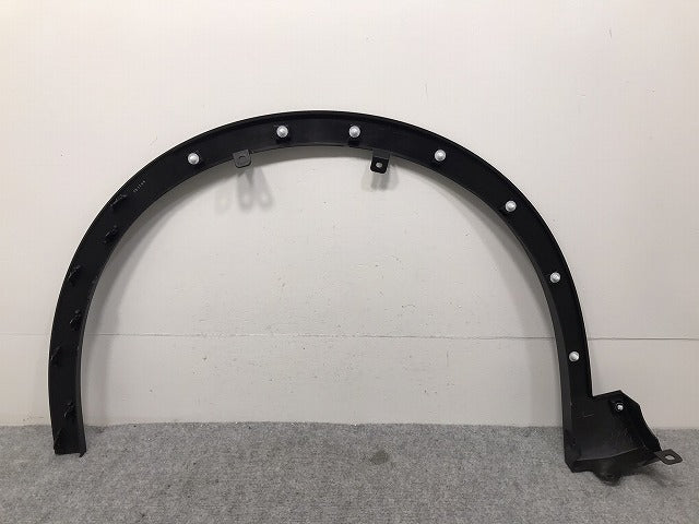 新車取り外し!クラウン/クロスオーバー TZSH35/AZSH35 純正 右フロント フェンダーアーチモール/オーバーフェンダー 75601-30130 素地 トヨタ(130355)