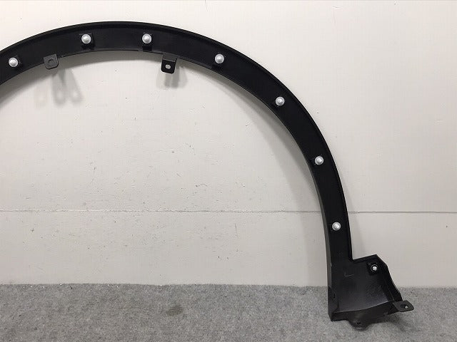 新車取り外し!クラウン/クロスオーバー TZSH35/AZSH35 純正 右フロント フェンダーアーチモール/オーバーフェンダー 75601-30130 素地 トヨタ(130355)