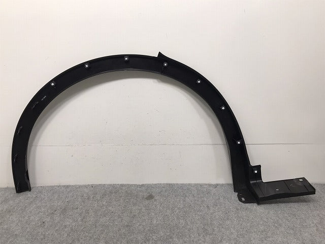 新車取り外し!クラウン/クロスオーバー TZSH35/AZSH35 純正 左リア フェンダーアーチモール/オーバーフェンダー 75606-30210 素地 トヨタ(130356)