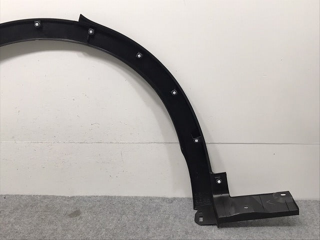 新車取り外し!クラウン/クロスオーバー TZSH35/AZSH35 純正 左リア フェンダーアーチモール/オーバーフェンダー 75606-30210 素地 トヨタ(130356)