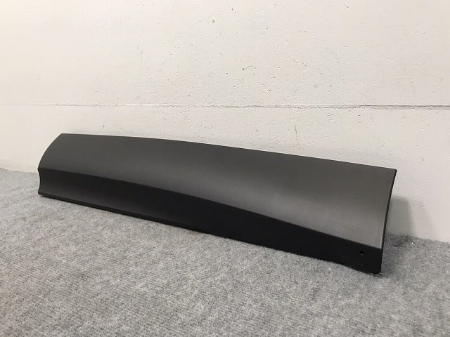 新車取り外し!クラウン/クロスオーバー TZSH35/AZSH35 純正 左リアドア サイドパネル/アンダーパネル 75078-30030 素地 トヨタ(130361)