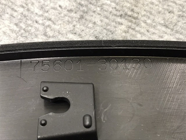 新車取り外し!クラウン/クロスオーバー TZSH35/AZSH35 純正 右フロント フェンダーアーチモール/オーバーフェンダー 75601-30130 素地 トヨタ(130415)