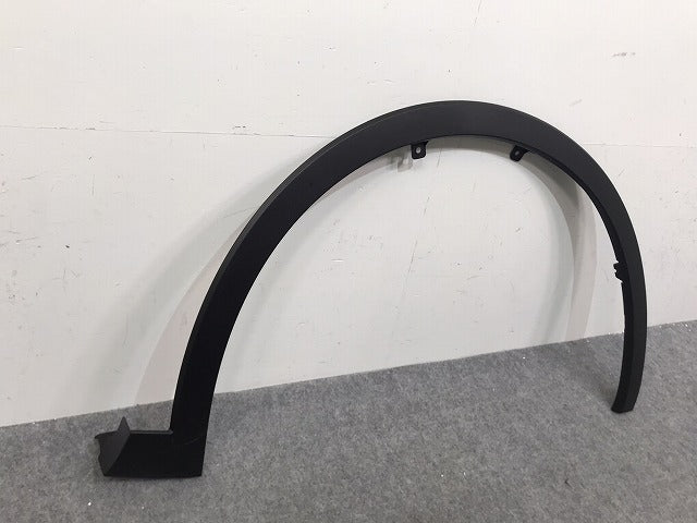 新車取り外し!クラウン/クロスオーバー TZSH35/AZSH35 純正 右フロント フェンダーアーチモール/オーバーフェンダー 75601-30130 素地 トヨタ(130419)
