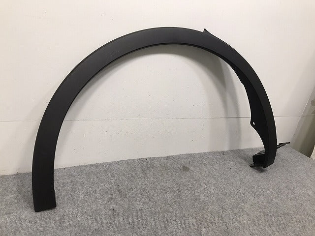 新車取り外し!クラウン/クロスオーバー TZSH35/AZSH35 純正 右リア フェンダーアーチモール/オーバーフェンダー 75605-30210 素地 トヨタ(130463)
