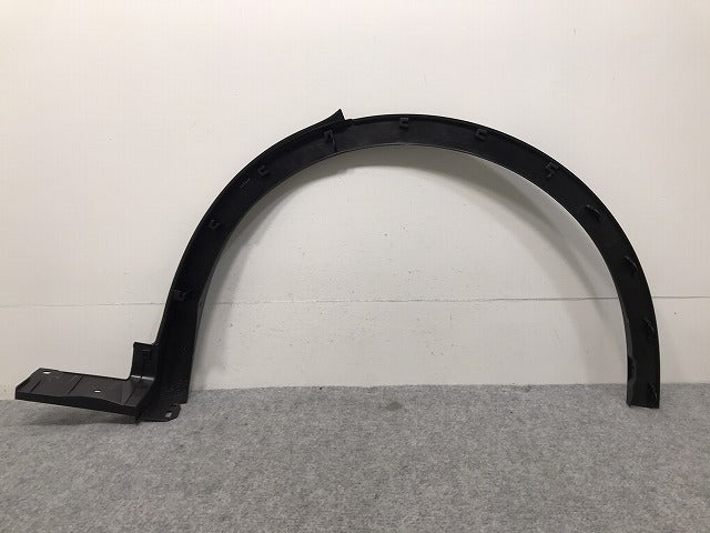 新車取り外し!クラウン/クロスオーバー TZSH35/AZSH35 純正 右リア フェンダーアーチモール/オーバーフェンダー 75605-30210 素地 トヨタ(130463)