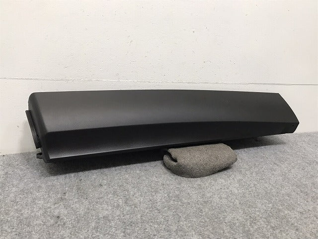 新車取り外し!クラウン/クロスオーバー TZSH35/AZSH35 純正 左リアドア サイドパネル/アンダーパネル 75078-30030 素地 トヨタ(130476)