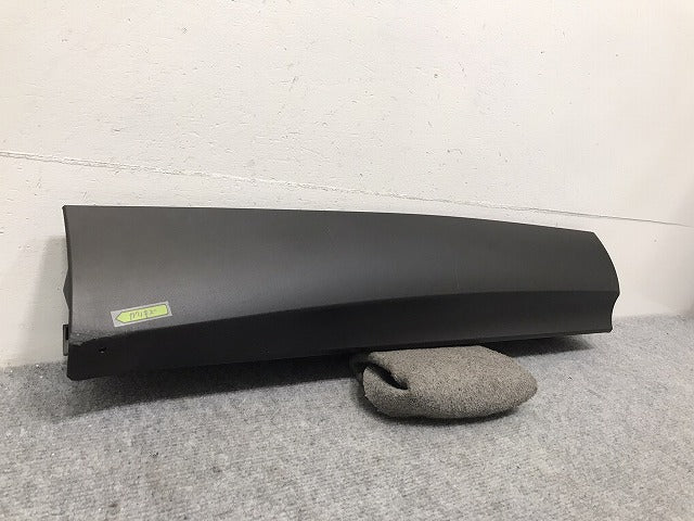 新車取り外し!クラウン/クロスオーバー TZSH35/AZSH35 純正 右リアドア サイドパネル/アンダーパネル 75077-30030 素地 トヨタ(130478)