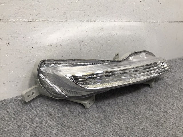 ソリオ バンディッド デリカD:2 カスタム MA36S MA46S MB36S MB46S 純正 右 ポジションランプ クリアランス LED W2847 36563-81PA0(130578)